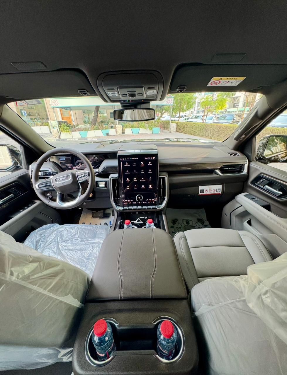GMC Yukon XL — interior dashboard and infotainment
