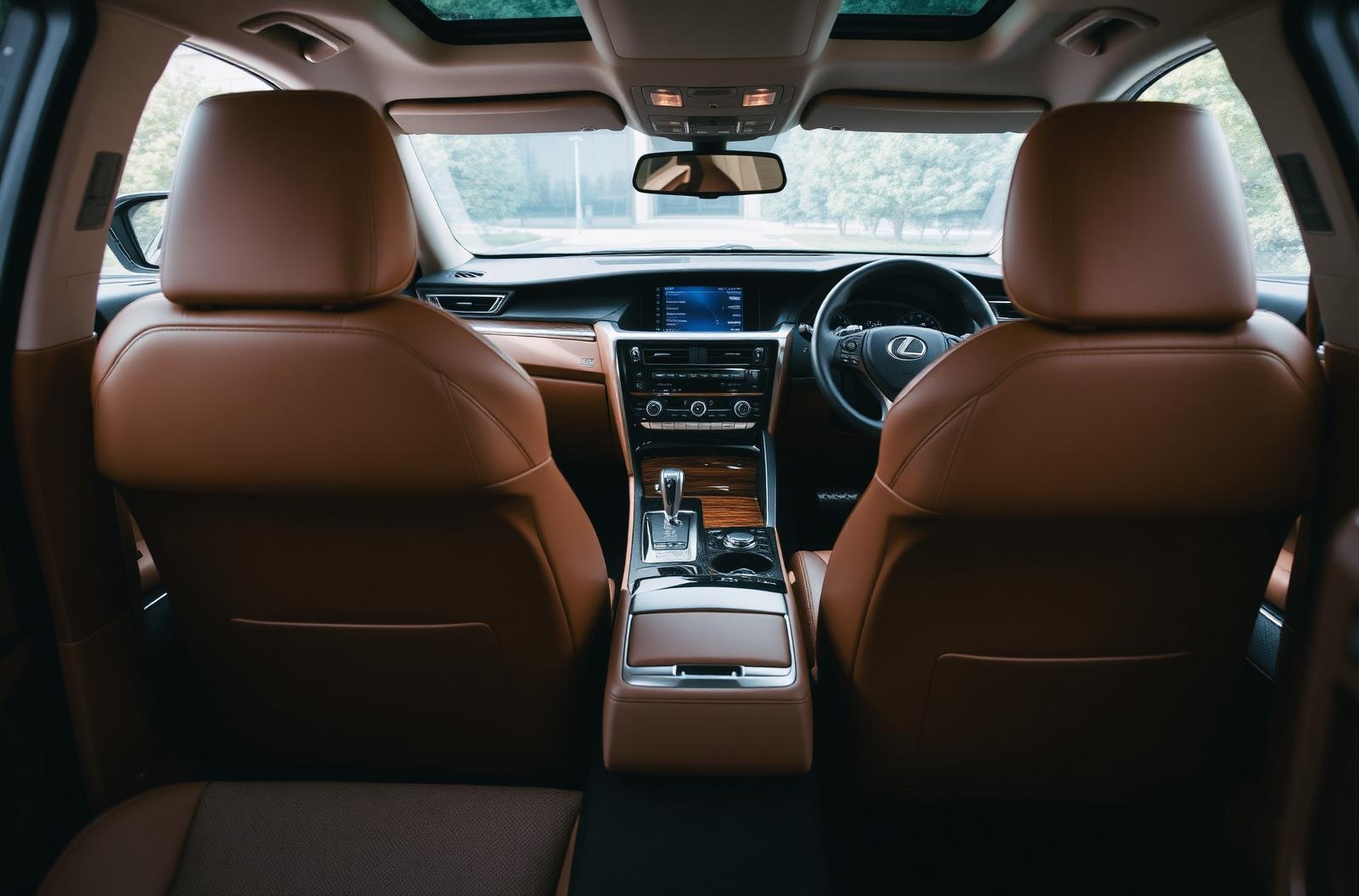 Lexus ES 300h — interior cockpit and tan leather